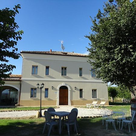 Villa Marietta Country House - Marche Montemaggiore al Metauro Екстериор снимка