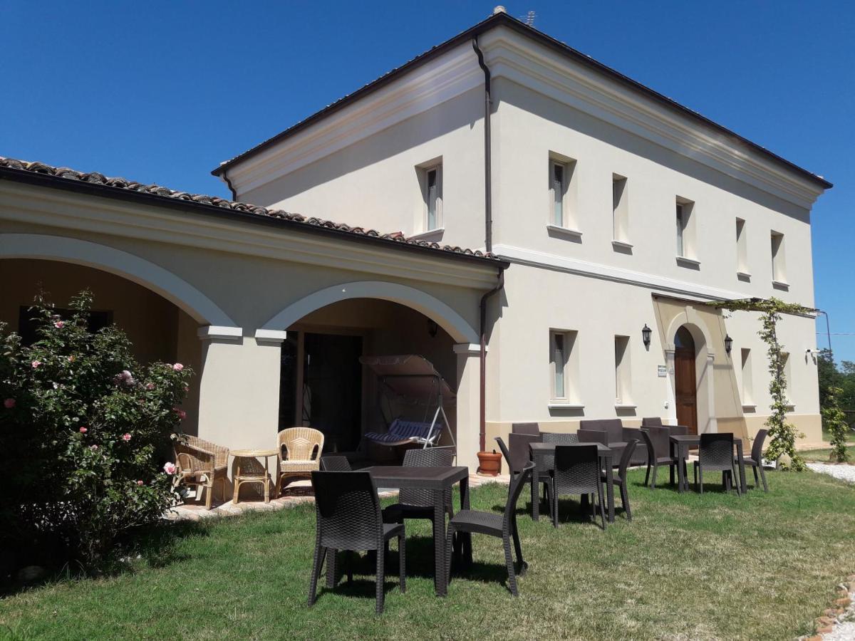 Villa Marietta Country House - Marche Montemaggiore al Metauro Екстериор снимка