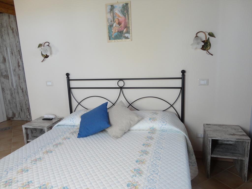 Villa Marietta Country House - Marche Montemaggiore al Metauro Екстериор снимка