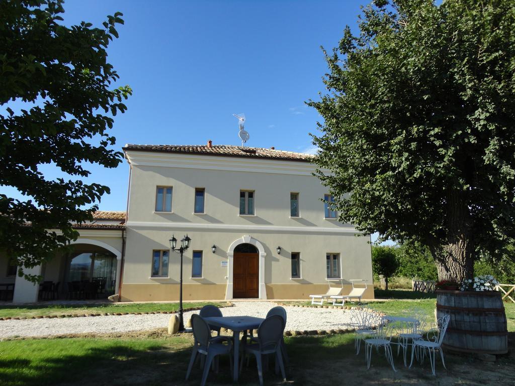 Villa Marietta Country House - Marche Montemaggiore al Metauro Екстериор снимка