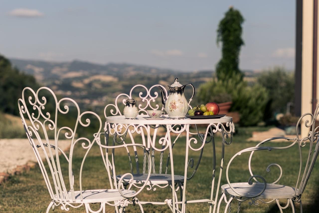Villa Marietta Country House - Marche Montemaggiore al Metauro Екстериор снимка